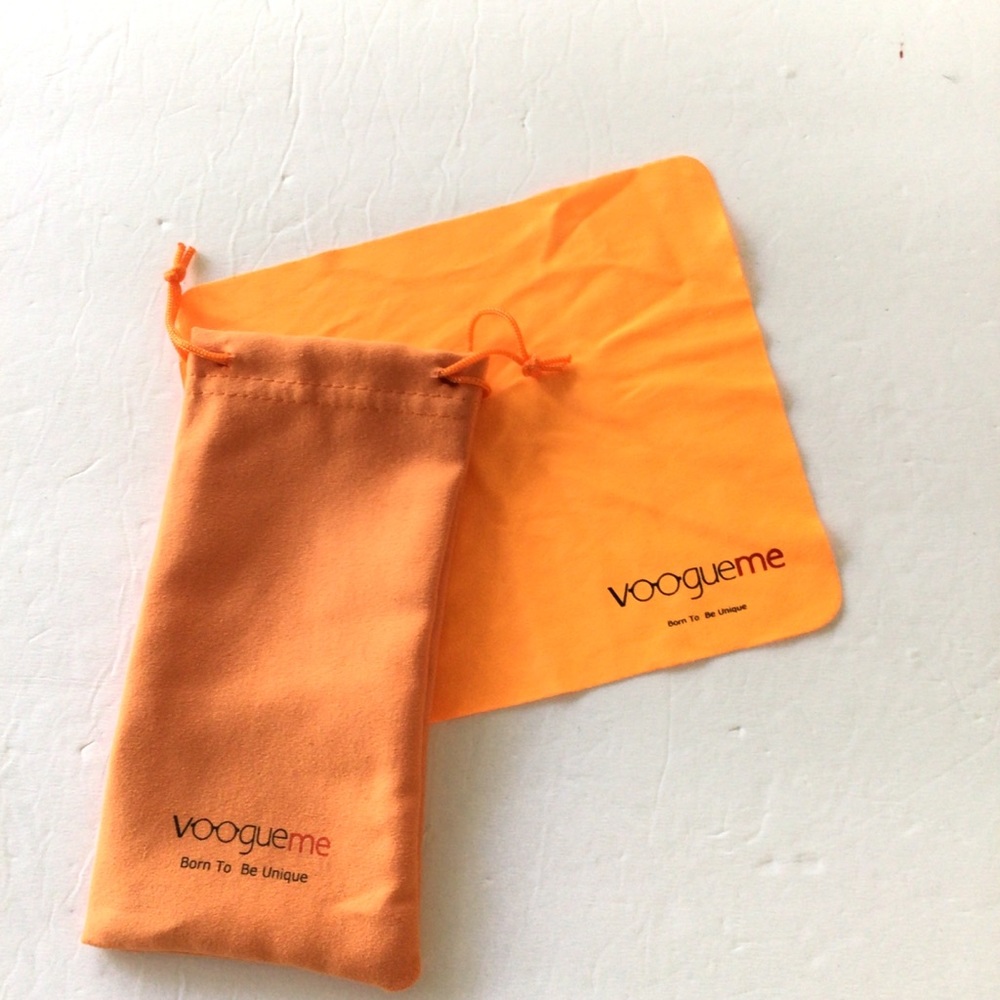 VOGUE EYEWEAR SUNGLASSES POUCH AND CLEANING CLOTH